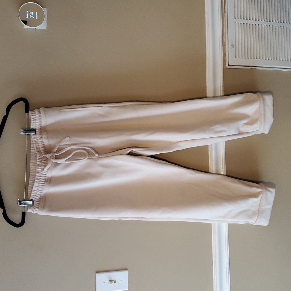 Buru Cropped Cuffed Jogger Plush Pants In Cream Size XS